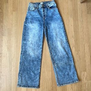 Sneak Peek Acid Wash Wide Leg Jeans